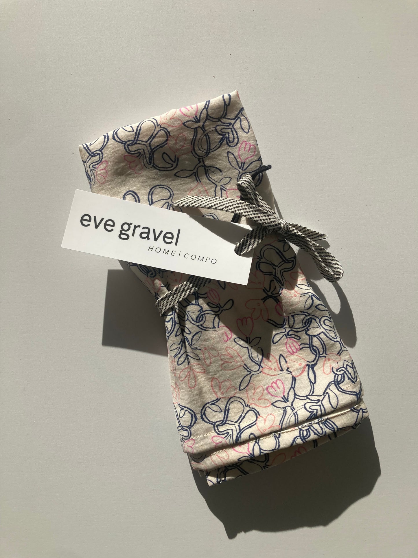 SERVIETTE DE TABLE CŒUR FLORAL