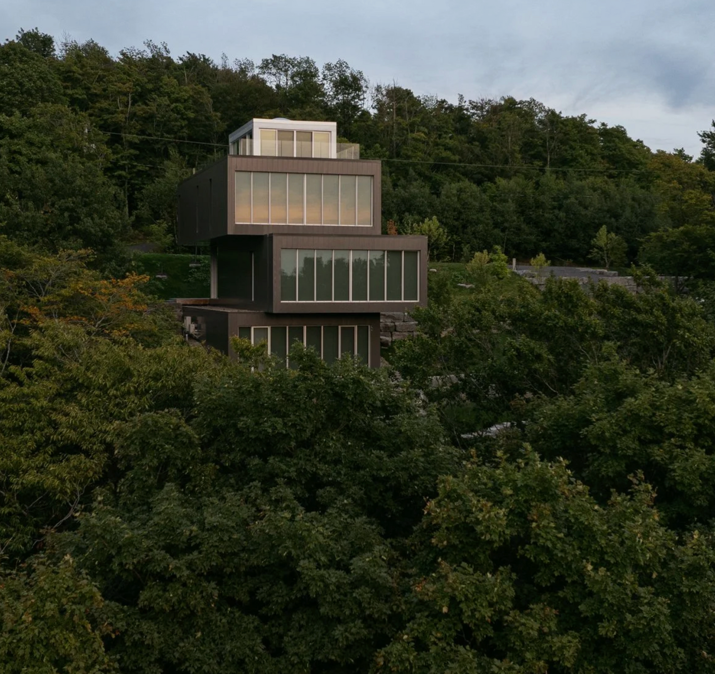 LOT 7 — Visite privée de l'Observatoire de la Fondation Giverny pour l'art contemporain