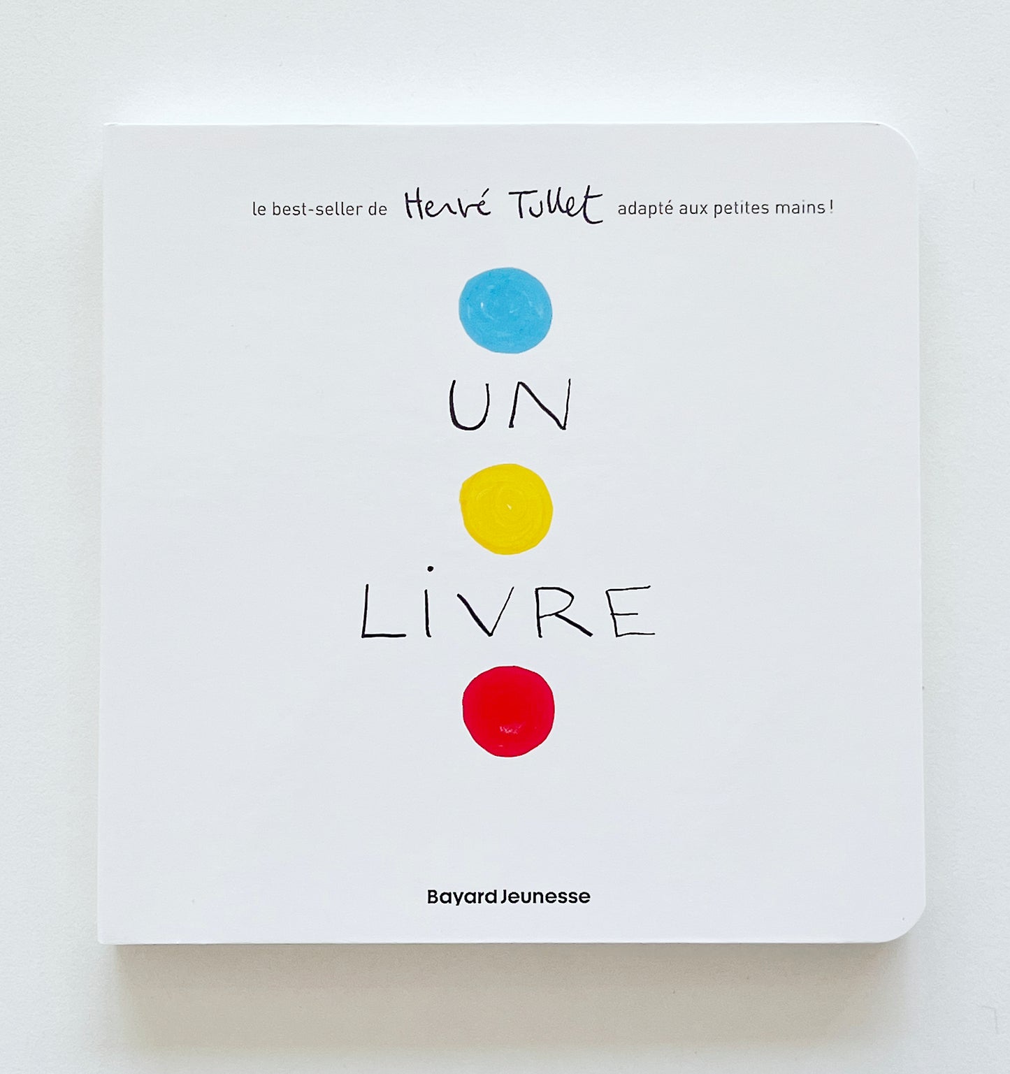 UN LIVRE
